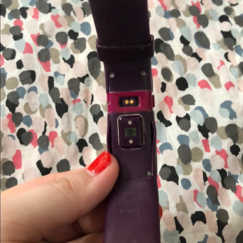 Fitbit Charge Hr - image 3
